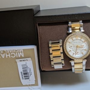 Michael Kors 33mm two tone gold